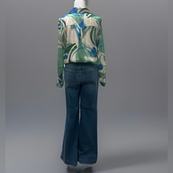 Spanx Women’s Light Wash Blue Bootcut Pull On Shaping Stretch Denim Flare PM - Picture 3 of 7